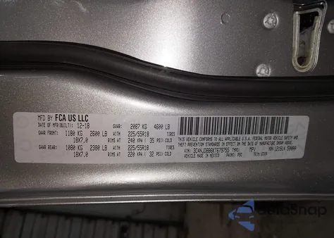 2019 Jeep Compass Altitude 4X4 z USA, uszkodzony, nr VIN 3C4NJDBB6KT679755